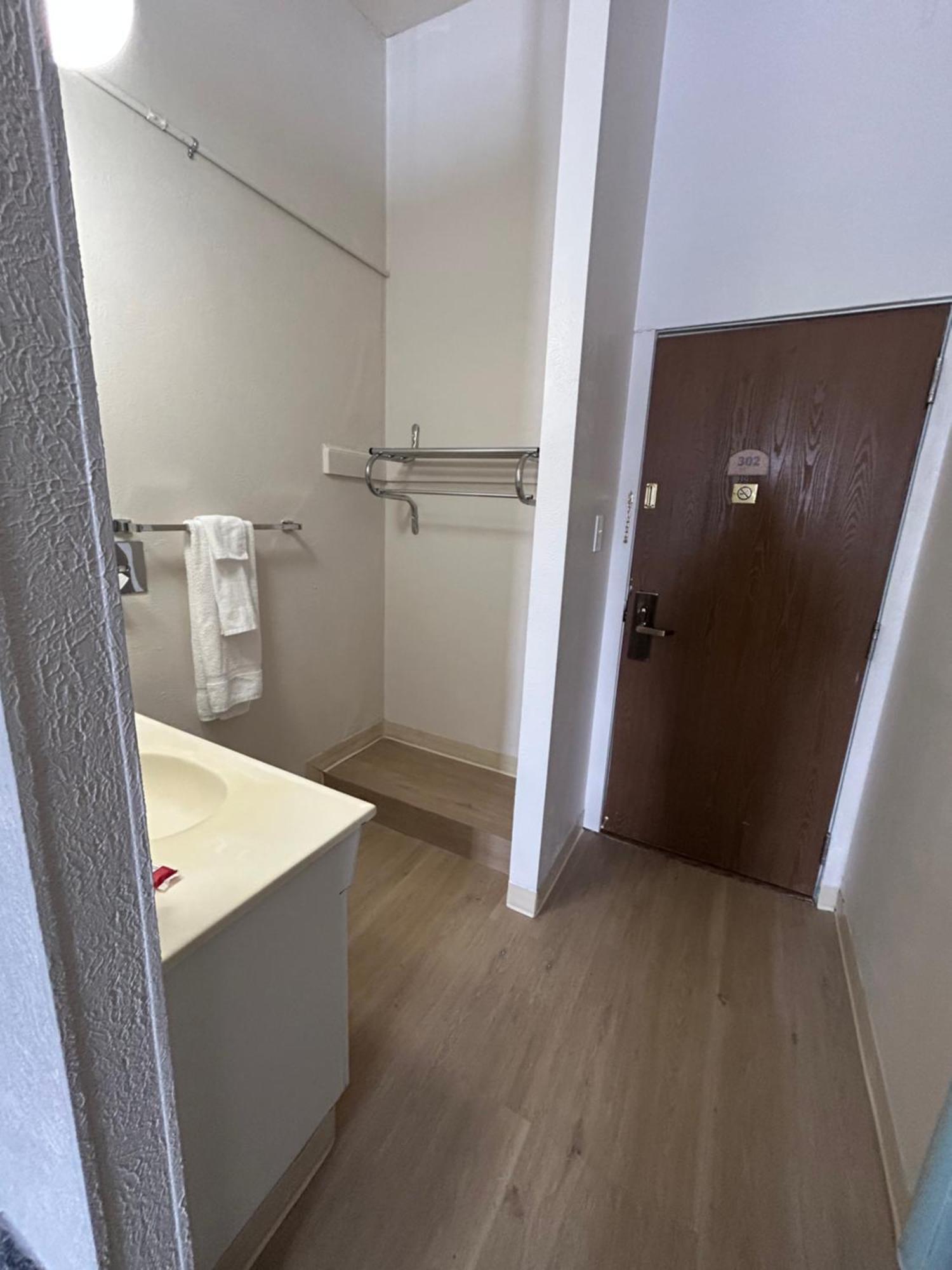 Studio Apartments Sterling Exteriör bild